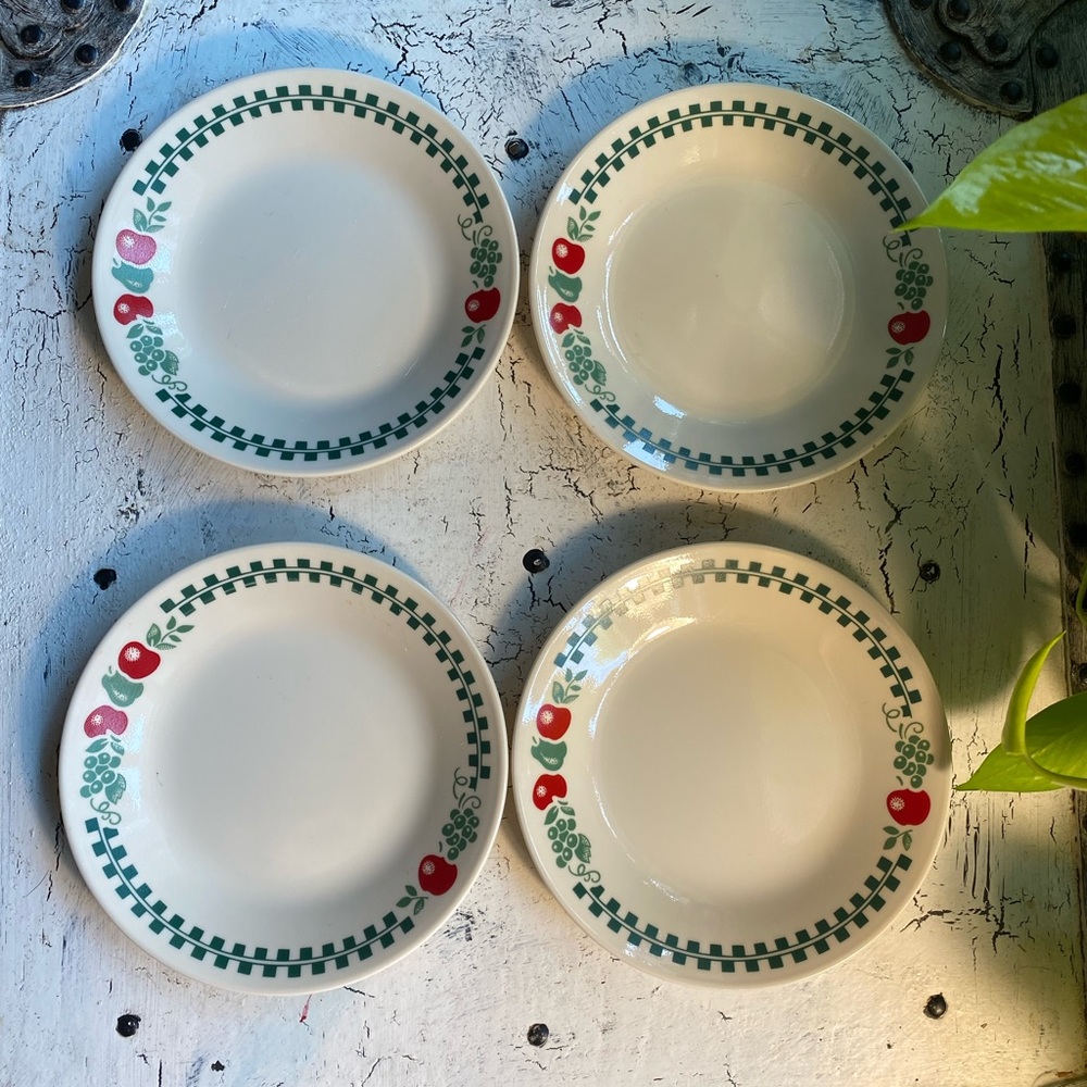 4 Corelle Farm Fresh 6.75” Bread Plates